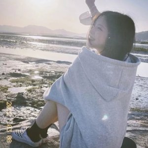 久久久久青草线焦综合
