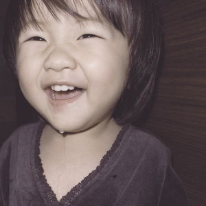 久久久久青草线焦综合
